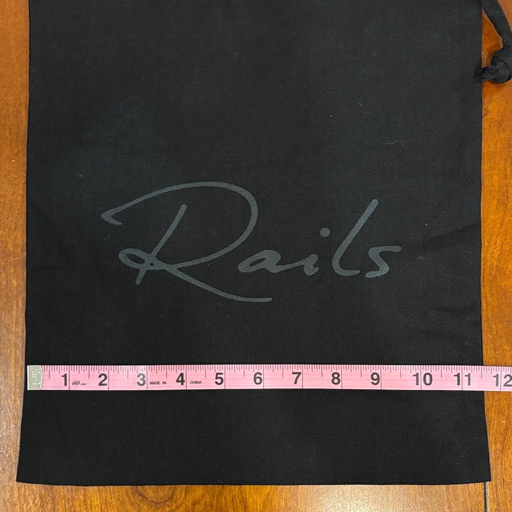 Rails Black‎ Drawstring Pouch - Picture 4 of 5